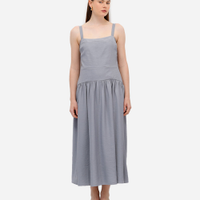 Vestido midi feminino de viscose decote quadrado cinza