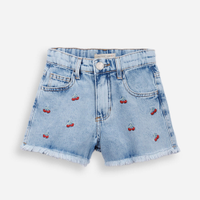Short jeans infantil mom bordado cerejas azul