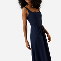 Vestido midi feminino com linho e recortes decote quadrado azul