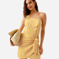 Vestido curto ombro único feminino com linho listrado amarelo