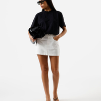 Minissaia feminina de sarja off white
