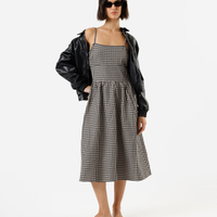 Vestido midi alça fina feminino com viscose xadrez marrom
