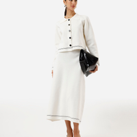 Saia midi feminina de tricot com listras off white