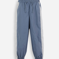 Calça jogger esportiva infantil de poliamida com recortes azul