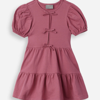 Vestido infantil de algodão com recortes e laços manga bufante rosa