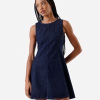 Vestido curto feminino jeans com recortes azul