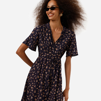 Vestido curto feminino de viscose decote v floral azul