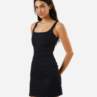 Vestido curto feminino jeans com fenda preto
