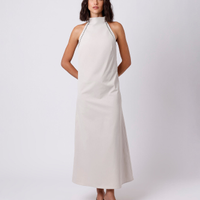 Vestido midi frente única feminino com tachas mindset bege