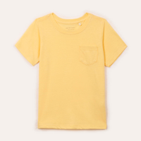 Camiseta infantil texturizada com bolso amarelo