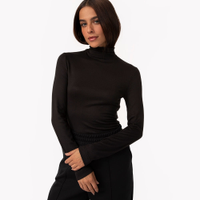 Blusa básica alongada gola alta preto - preto