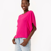 Blusa ampla de viscose manga curta rosa
