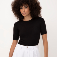 Blusa cropped de tricot manga curta vermelho - preto