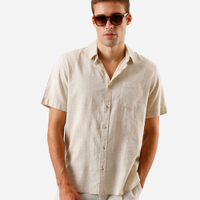 Camisa comfort masculina com linho manga curta bege
