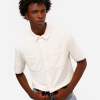 Camisa masculina manga curta com bolso off white