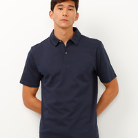 Polo comfort texturizada azul marinho
