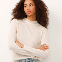 Blusa de tricot gola alta manga longa off white