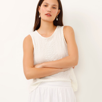 Regata decote redondo alça média texturizada off white