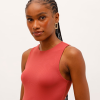 Body feminino de poliamida decote redondo rosa