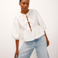 Blusa de sarja manga bufante com laço off white