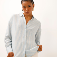 Camisa com linho manga longa listrada azul