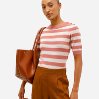 Blusa feminina de tricot listrada rosa