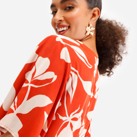 Blusa feminina de viscose floral manga curta laranja