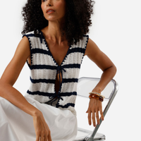 Blusa feminina de tricot com laços listrada off white