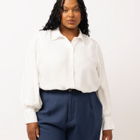 Camisa feminina de viscose plus size off white