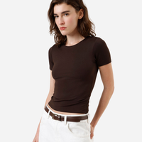 Blusa feminina de poliamida manga curta marrom