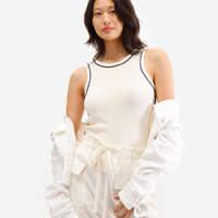 Regata feminina de viscose canelada off white