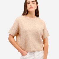 Blusa feminina de tricot com lã manga curta bege