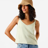 Regata feminina de viscose decote v verde