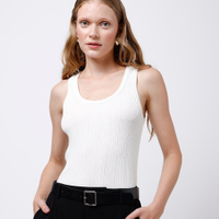 Regata feminina de tricot canelada mindset off white