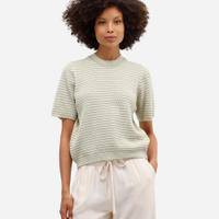 Blusa feminina de tricot listrada texturizada verde
