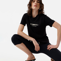 Camiseta feminina de algodão estampada preta