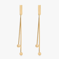 Brinco com Fios de Ouro e Esferas em Ouro Amarelo 18k - 64 mm