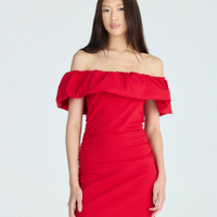 Vestido curto feminino ombro a ombro com babado vermelho