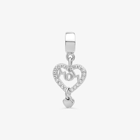 Charm Love Mom Cravejado em Prata 925