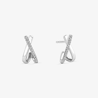 Brinco Meia Argola Entrelaçado com Diamante em Ouro Branco 18k