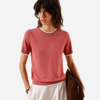 Blusa manga curta regular friso contrastante rosa