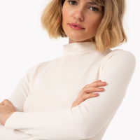 Cropped de poliamida básico canelado gola alta manga longa off white
