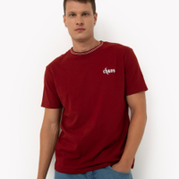 Camiseta de algodão com bordado manga curta vinho