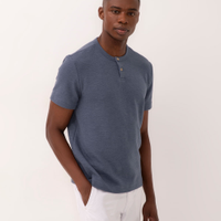 Camiseta de algodão texturizada manga curta azul marinho