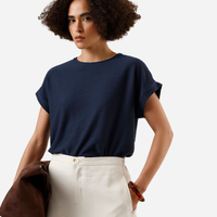 Blusa texturizada manga curta azul