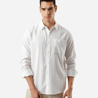 Camisa comfort de algodão manga longa com bolso branca