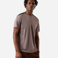 Camiseta masculina com listras marrom