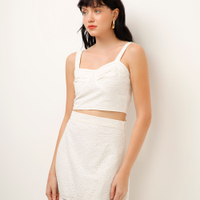 Cropped de laise decote coração off white
