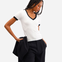Blusa feminina de tricot decote v off white