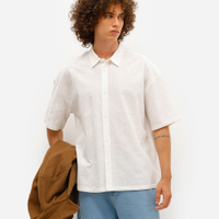 Camisa masculina de algodão bordada floral off white